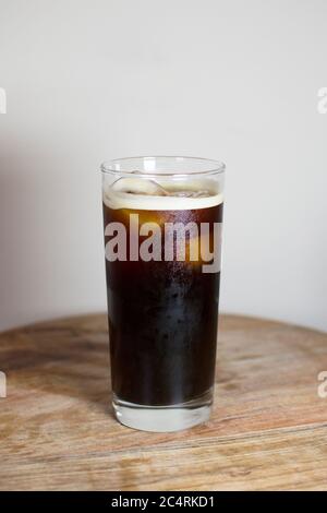 Un bicchiere di caffè freddo Foto Stock