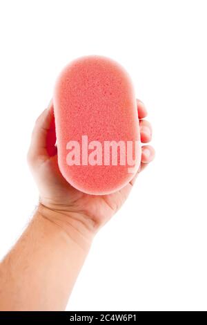 Colpo verticale di uomini isolati che tengono una mano di spugna in mano Foto Stock