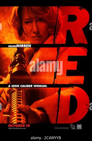 RED (2010) diretto da Robert Schwentke e interpretato da Helen Miren come Victoria Who'R E.D. – pensò estremamente pericoloso, sulla base del libro DC Comic. Foto Stock