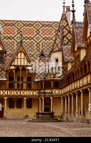 Beaune Dept, Cote-d'Or Bourgogne Francia, importante asta di vino, importante viticoltura, Ente commerciale, architettura, Gastronomia, Hospice de Beaune. Foto Stock