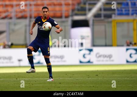 Milano (Italia) 28 giugno 2020. Chris Smalling di Roma durante la Serie A match tra AC Milan e AS Roma. Foto Stock