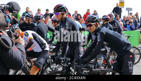 Chris Froome con altri ciclisti del Team Ineos al Tour de Yorkshire, Bridlington, East Riding of Yorkshire, Regno Unito, 4 maggio 2019. Foto Stock