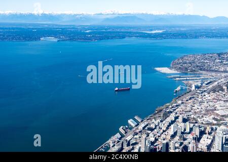 Vista aerea dell'isola Mercer, del ponte commemorativo Homer Hadley e del ponte Lacey Murrow Seattle USA Foto Stock