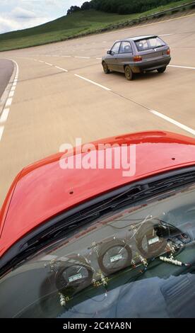 1991 Vauxhall Astra è in fase di test al Millbrook Proving Ground Bedfordshire UK Foto Stock