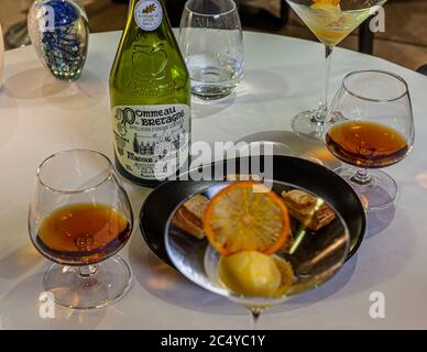 Dessert gourmet dello chef stellato Michelin Loic le Bail a Roscoff, Morlaix, Francia Foto Stock