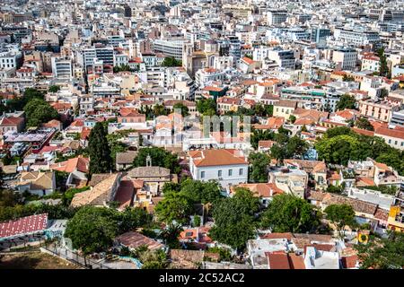 Vista aerea di antiche case ad Atene, Grecia. Foto Stock
