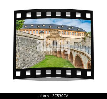 L'ex casa del comandante con Peterstor si trova sul Peterberg. La cittadella barocca Petersberg si trova a Erfurt, capitale della Turingia, GE Foto Stock