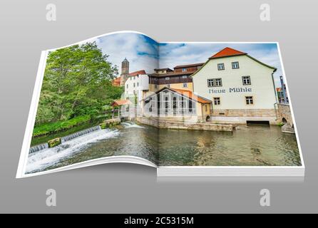 Sul fiume Gera, sul ponte del castello nel centro storico di Erfurt, si trova il nuovo Mulino, Erfurt, capitale della Turingia, Germania, Europa Foto Stock