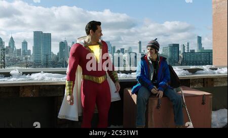 SHAZAM! (2019) ZACHARY LEVI JACK DYLAN GRAZER DAVID F SANDBERG (DIR) WARNER BROS/MOVISTORE COLLECTION LTD Foto Stock