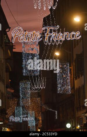 Luci di Natale a Strasburgo Francia Foto Stock