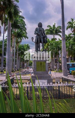 Port Louis, Mauritius, 2015 dicembre - Statua di Mahe de Labordonnais, il primo governatore francese, nella capitale dell'isola Foto Stock