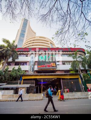 Mumbai, India - 19 dicembre 2018: Vecchia struttura del mercato azionario Bombay Stock Exchange Building. Foto Stock