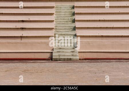 Posti a sedere in campo pelote a Saint Jean Fort de Pied Pays Basque Foto Stock