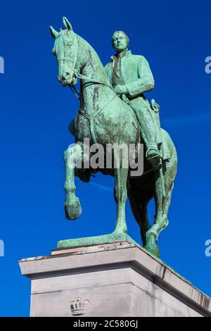 Monumento di un re Alberto a Bruxelles in una bella giornata estiva, Belgio Foto Stock