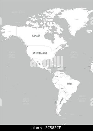 Cartina delle Americhe - terre bianche e acque grigie. Mappa politica dettagliata del continente nordamericano e sudamericano con l'etichettatura dei nomi di paesi, capitali, oceani e mari. Illustrazione Vettoriale