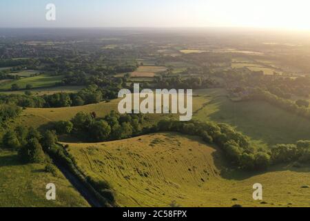 Vista aerea di mattina presto di South Downs da Ditchling Beacon Foto Stock