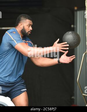 BT Murrayfield Stadium, Edimburgo Scotland.UK.1 luglio 20. Edinburgh Rugby sessione di allenamento a distanza sicuro Fijian Mesu Kunavula Credit: eric mcowat/Alamy Live News Foto Stock