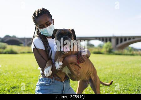 pitbull con treccine