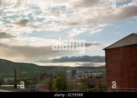 Vista di Belfast dalla cima di un edificio Foto Stock