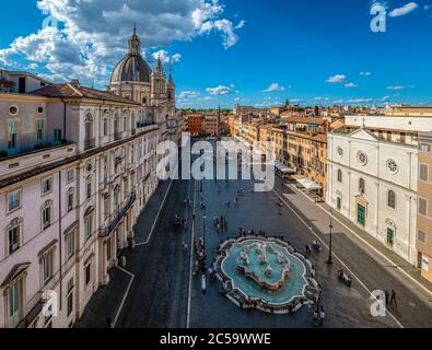 Italia Lazio Vista di Piazza Navona dal terzo piano di Palazzo Braschi a Roma Foto Stock