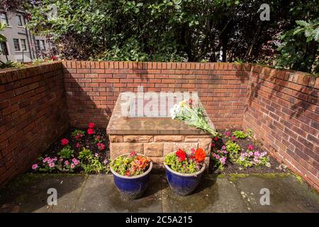 Monumento in Rosebank Crescent a Pan am volo 103 che è caduto dopo un atto di terrorismo sulla città Dumfriesshire di Lockerbie Foto Stock