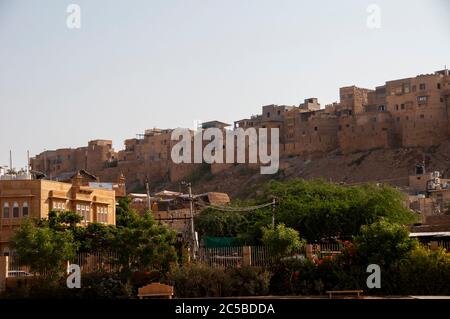 Jaisalmer Fort è situato nella città di Jaisalmer, nello stato indiano di Rajasthan Foto Stock
