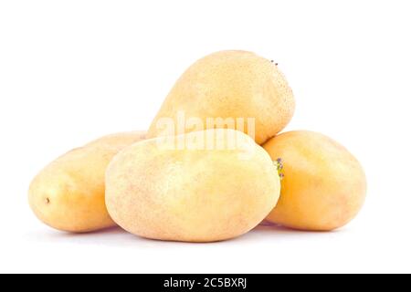 Tuberi di patate dal mercato su sfondo patata sana alimento vegetale isolato Foto Stock