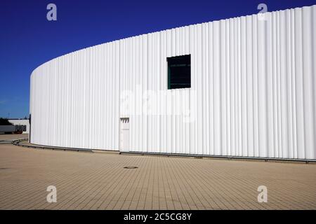 Stabilimento di produzione progettato dagli architetti giapponesi SANAA, Vitra Campus dal 2010, Weil am Rhein, Germania. Foto Stock