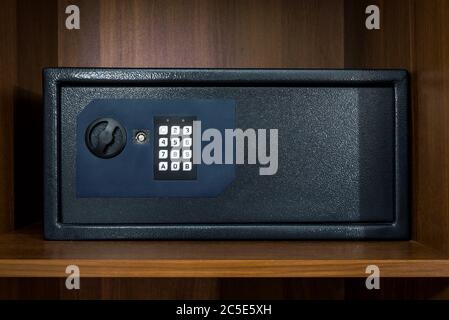 Cassetta di sicurezza in camera Foto Stock