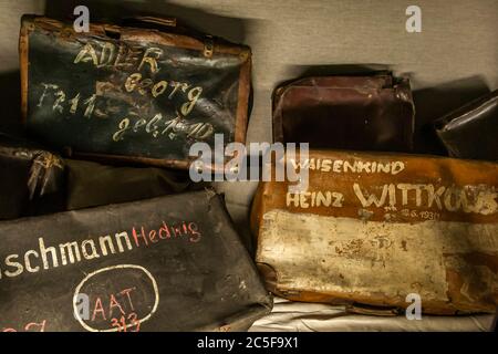 Cause degli ebrei assassinati nel campo di concentramento di Auschwitz. Monumento contro il genocidio Foto Stock