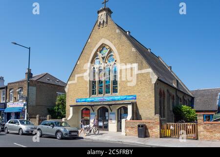 Hampton Hill United Reformed Church, High Street, Hampton Hill, Borough of Richmond Upon Thames, Greater London, England, Regno Unito Foto Stock