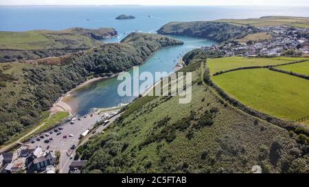 Vista aerea del porto di Solva in alta marea. Solva Pembrokeshire Galles Regno Unito Foto Stock