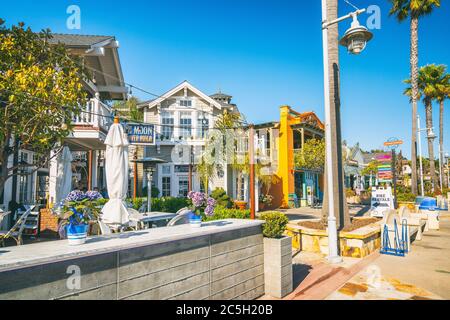 Avila Beach, California/USA - 2 luglio 2020 Avila Beach è una piccola città incredibile nella costa della California centrale con hotel sulla spiaggia, ristoranti, negozi, ACT Foto Stock