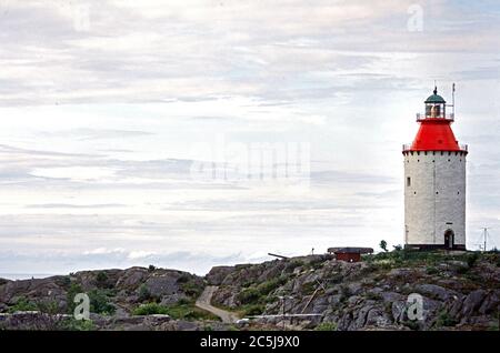 Landsort Island , faro, Arcipelago di Stoccolma, costa del mar baltico, Svezia, Scandinavia Foto Stock