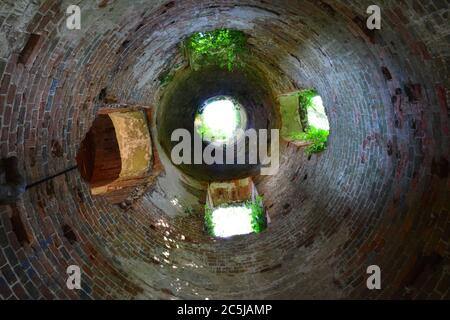 Ratton Monument nel Sussex occidentale. Conosciuto per il Paranormale, i suicidi e l'occulto. Foto Stock