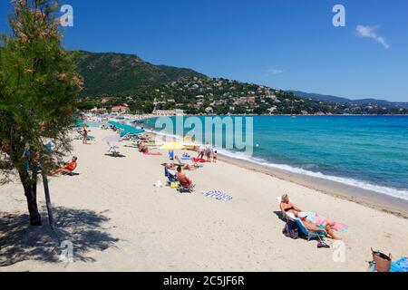 Spiaggia di Saint-Clair, le Lavandou, Varo, Provenza-Alpi-Costa Azzurra, Francia, Europa Foto Stock