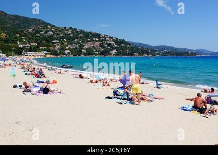 Spiaggia di Saint-Clair, le Lavandou, Varo, Provenza-Alpi-Costa Azzurra, Francia, Europa Foto Stock