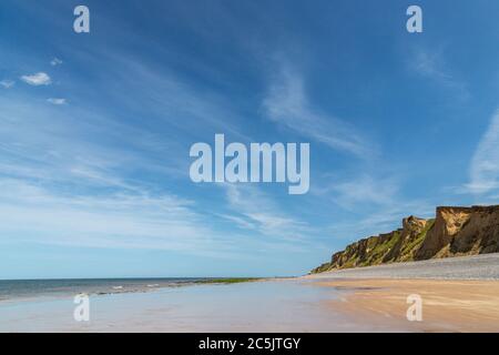 Sheringham Beach, Norfolk, Regno Unito. Tranquillità in estate. Foto Stock