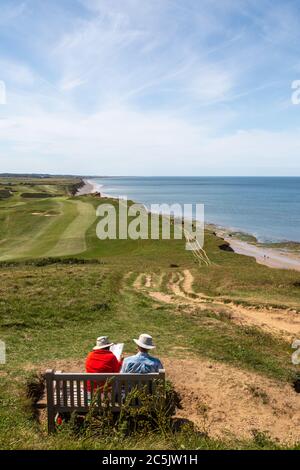 Sheringham Beach, Norfolk, Regno Unito. Tranquillità in estate. Foto Stock