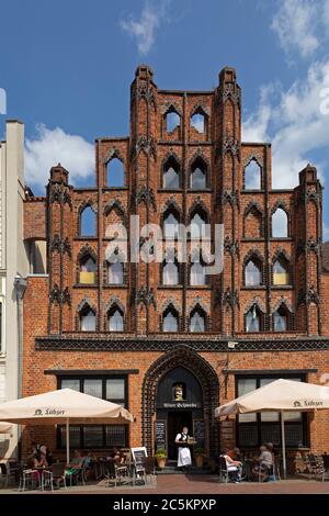 Ristorante Alter Schwede (Old Swede), piazza del mercato, Wismar, Meclemburgo-Pomerania occidentale, Germania Foto Stock