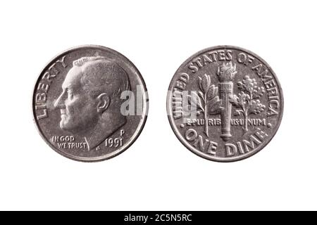 Moneta USA di nickel dime (10 cents) Obverse Franklin D Roosevelt reverse oliva ramo torcia quercia ramo tagliato e isolato su uno sfondo bianco Foto Stock