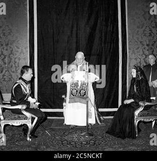 Vaticano Papa Jhon XXIII udienza al Papa dei principi di Monaco 18 giugno 1959 - principe ranieri e grazia del monaco Foto Stock