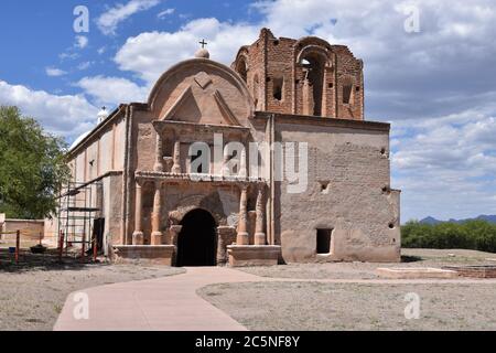 Missione di Tumacacori vicino a Tubac Arizona costruita dagli spagnoli nel 1700 Foto Stock