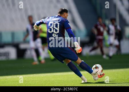 Torino (Italia) 4 luglio 2020 . Salvatore Sirigo della Torino FC in azione durante la Serie A una partita tra Juventus FC e Torino FC. Juventus FC vince il 4-1 rispetto al Torino FC. Credit: Marco Canoniero/Alamy Live News Foto Stock