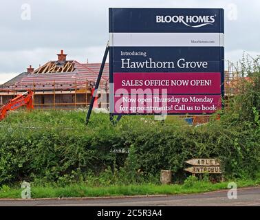 Hawthorn Grove, Appleton Thorn, in costruzione, da Bloor Homes, Warrington, Cheshire, Inghilterra, UK Foto Stock