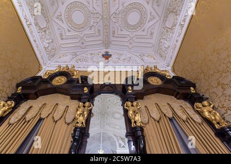 SAN PIETROBURGO. RUSSIA. All'interno del Palazzo Shuvalov, oggi sede del Museo Faberge di San Pietroburgo Foto Stock