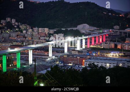 Cantiere del nuovo ponte di Genova progettato da Renzo piano. Genova, Italia - Giugno 2020 Foto Stock