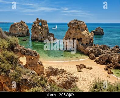 Praia dos Arrifes, Albufeira, Algarve, Portogallo Foto Stock