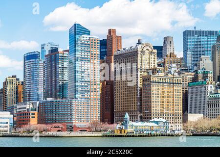 New York City,NYC NY Lower,Manhattan,Battery Park,Financial District,FIDI,New York Harbour,Harbour,Hudson River,statue Cruises,City Pier A,torre dell'orologio, Foto Stock