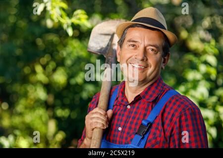 Giardiniere con spade Foto Stock